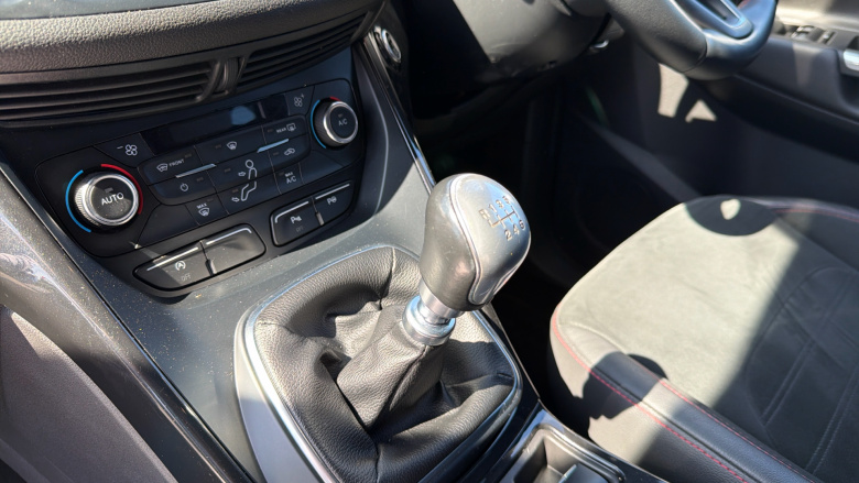 Ford Kuga 1.5 TDCi ST-Line 5dr 2WD Diesel Estate